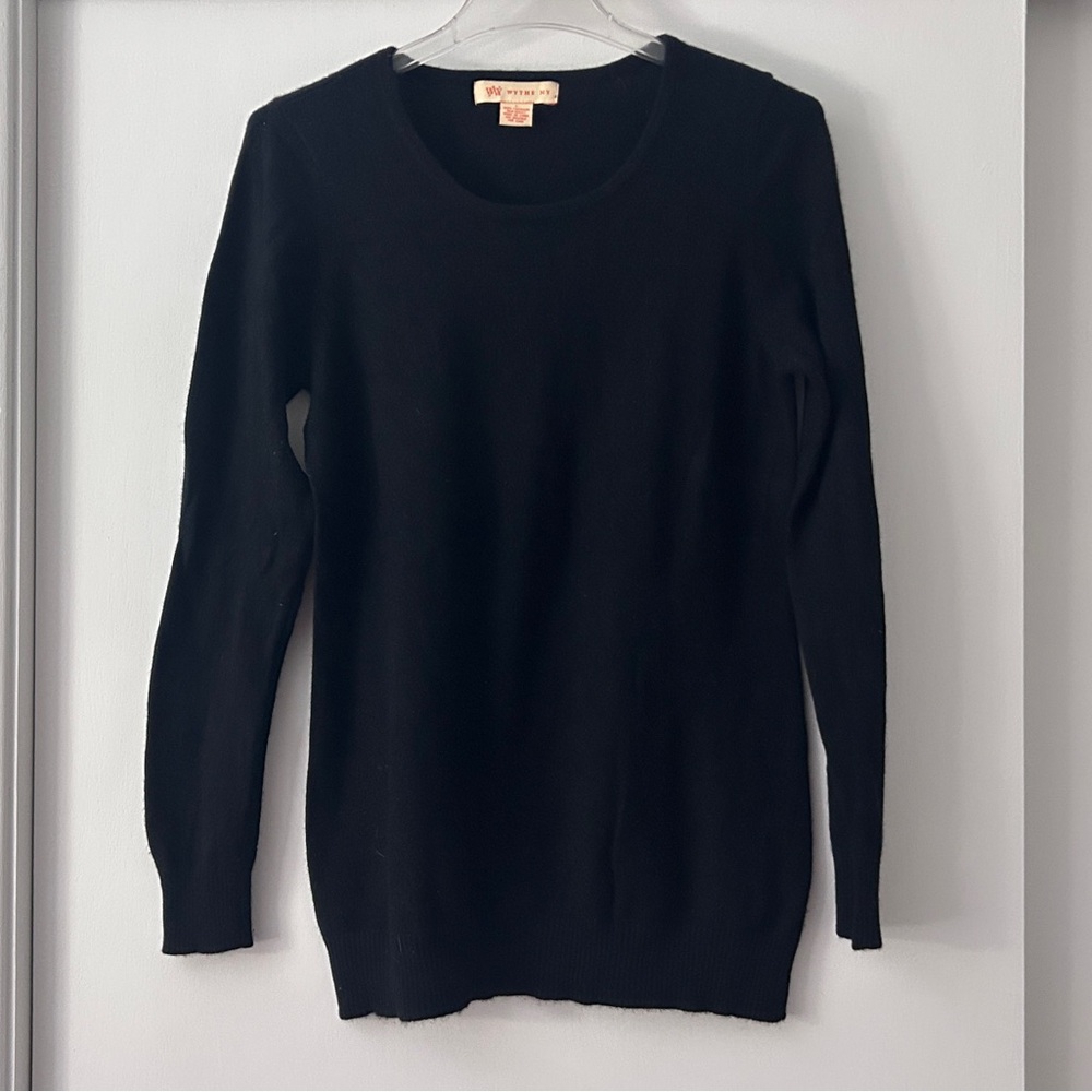 Wythe NY 100% Cashmere Crew Neck Sweater Timeless Knit Design